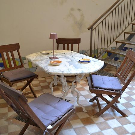 Bed and Breakfast Residenza Suor Orsola Napoli Esterno foto