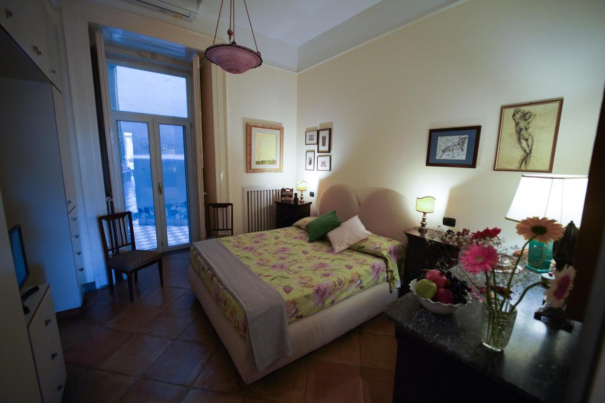Bed and Breakfast Residenza Suor Orsola Napoli Esterno foto