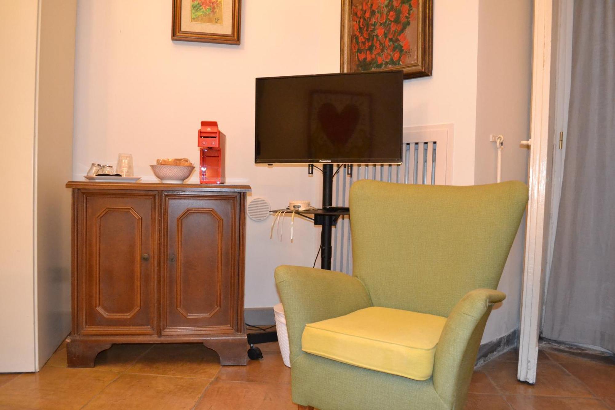 Bed and Breakfast Residenza Suor Orsola Napoli Esterno foto